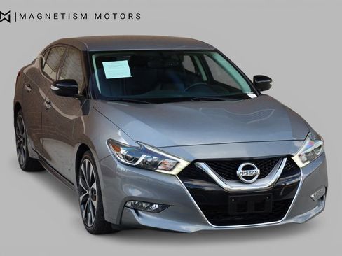 Used 2016 Nissan Maxima SR image 6