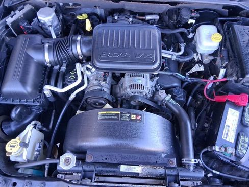 Used 2007 Mitsubishi Raider LS image 31