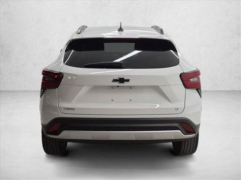 Certified 2024 Chevrolet Trax LT w/ Driver Confidence Package FWD image 7