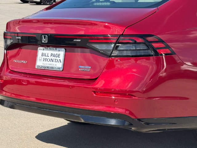 Used 2024 Honda Accord Touring image 7