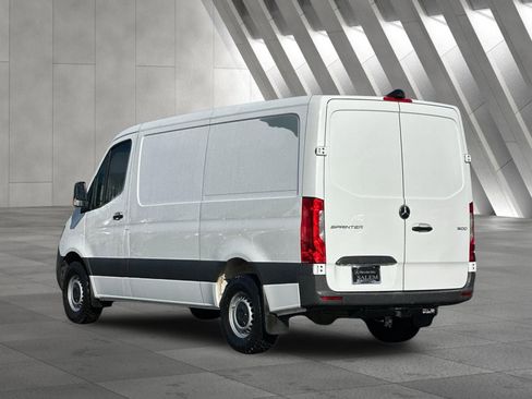 Used 2021 Mercedes-Benz Sprinter 1500 image 6