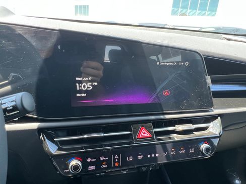 New 2026 Kia Niro EX FWD image 26