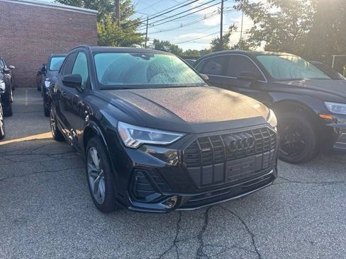 Used 2025 Audi Q3 2.0T Premium w/ Convenience Package AWD/4WD image 11