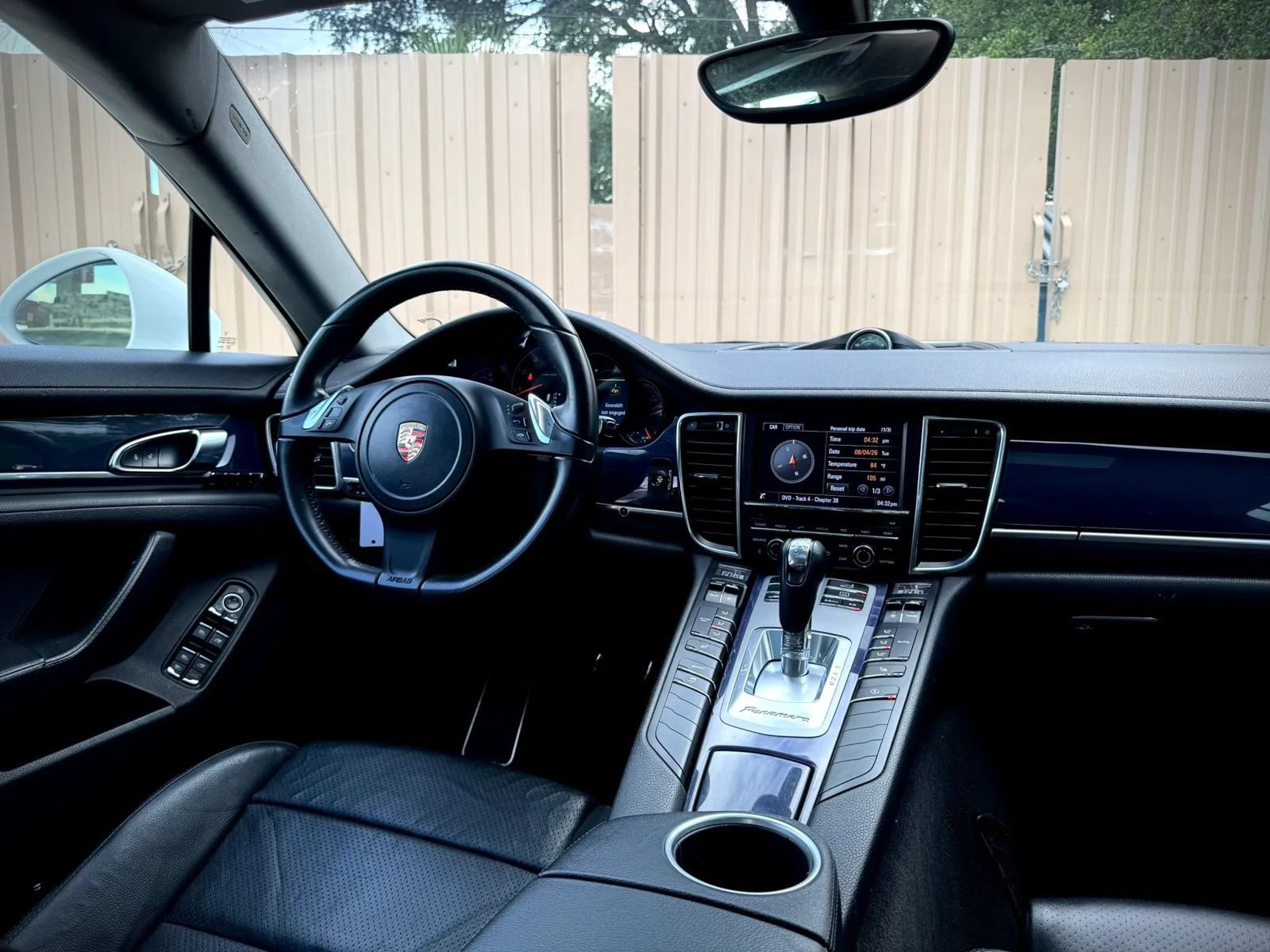 Used 2014 Porsche Panamera 4 AWD/4WD image 27