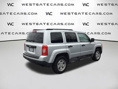 Used 2011 Jeep Patriot Sport image 10