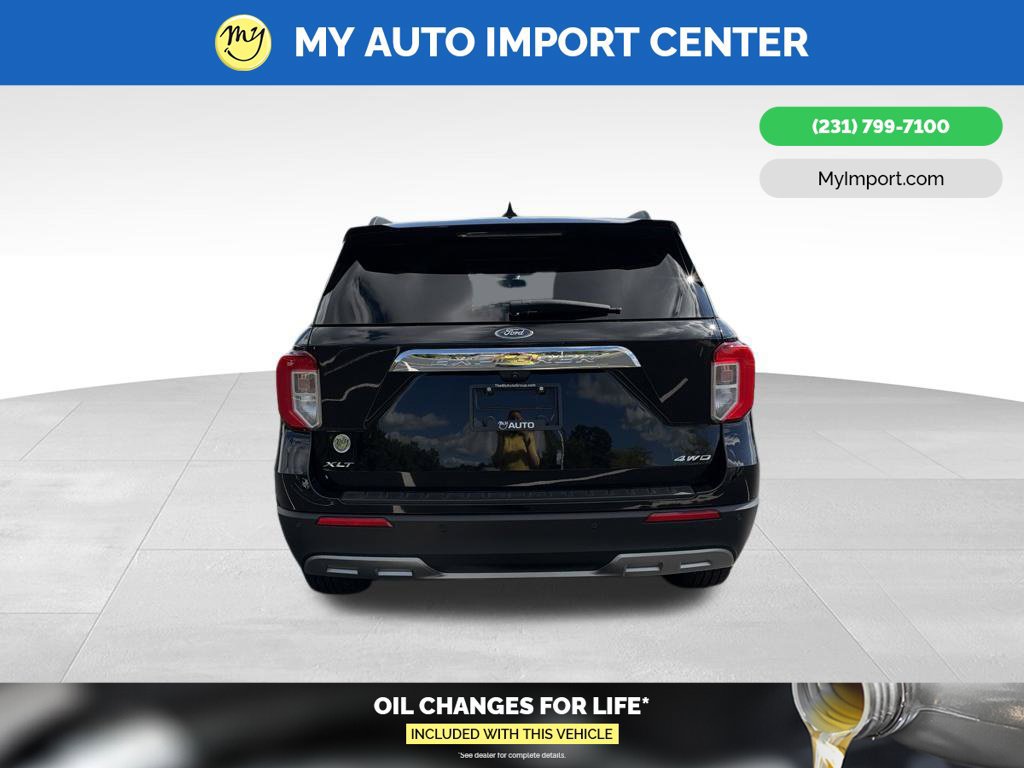 Used 2021 Ford Explorer XLT w/ Equipment Group 202A AWD/4WD image 6