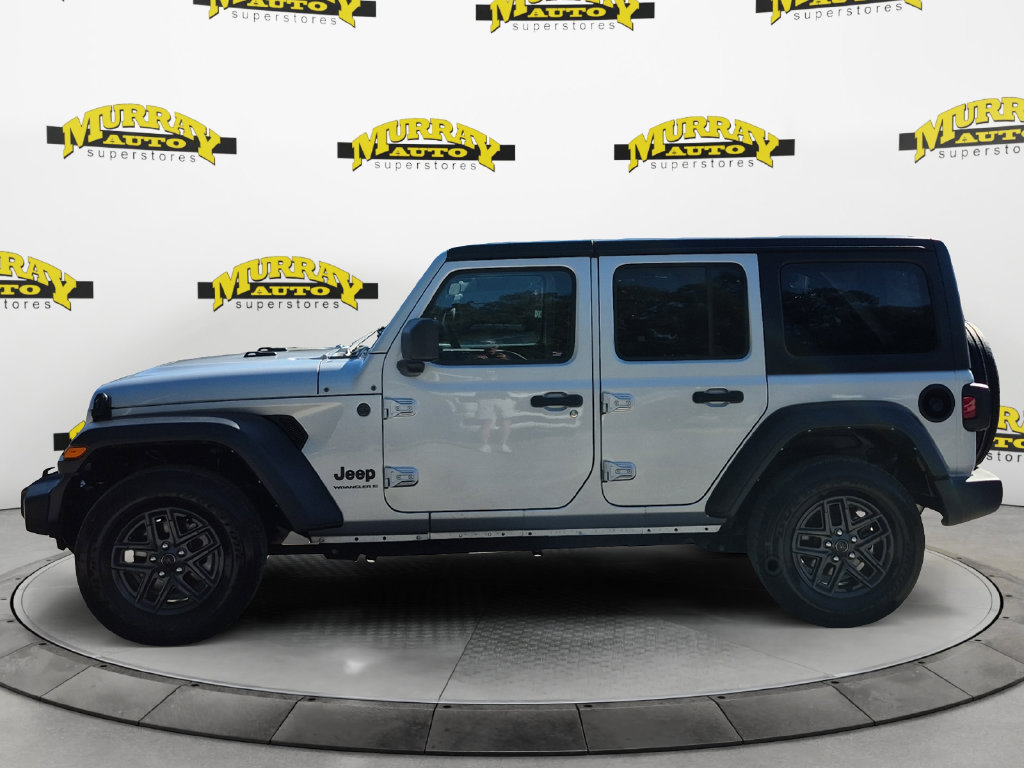Used 2024 Jeep Wrangler Unlimited Sport AWD/4WD image 2