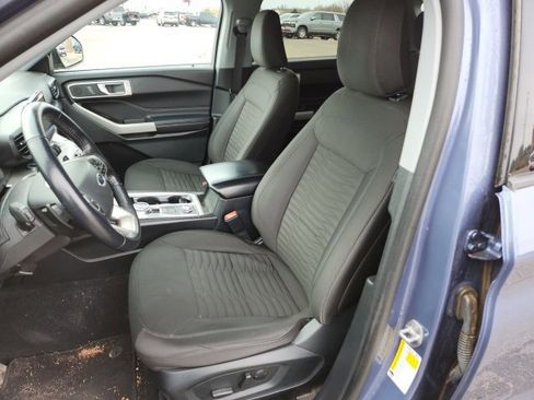 Used 2021 Ford Explorer XLT w/ Class III Trailer Tow Package image 17