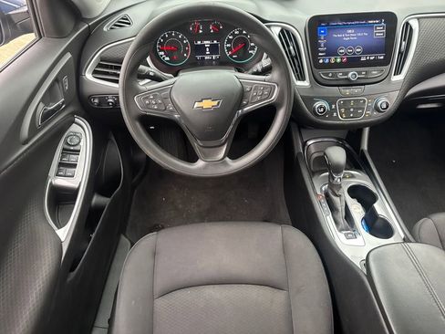 Used 2024 Chevrolet Malibu LT image 16