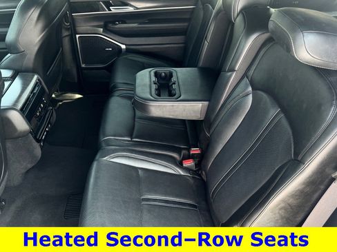 Used 2023 Jeep Wagoneer L Series III w/ Preferred Equipment Group image 28