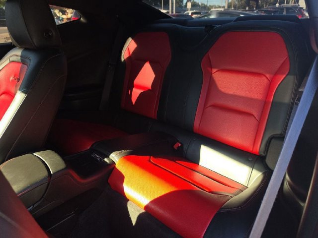 Used 2016 Chevrolet Camaro SS RWD image 10
