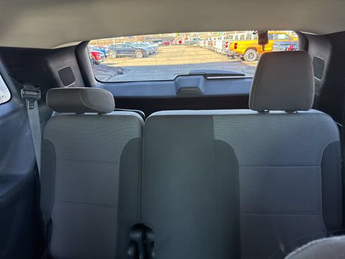 Used 2019 Chevrolet Traverse LT w/ LPO, Floor Liner Package AWD/4WD image 17