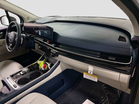 New 2026 Kia Carnival SX Prestige image 32