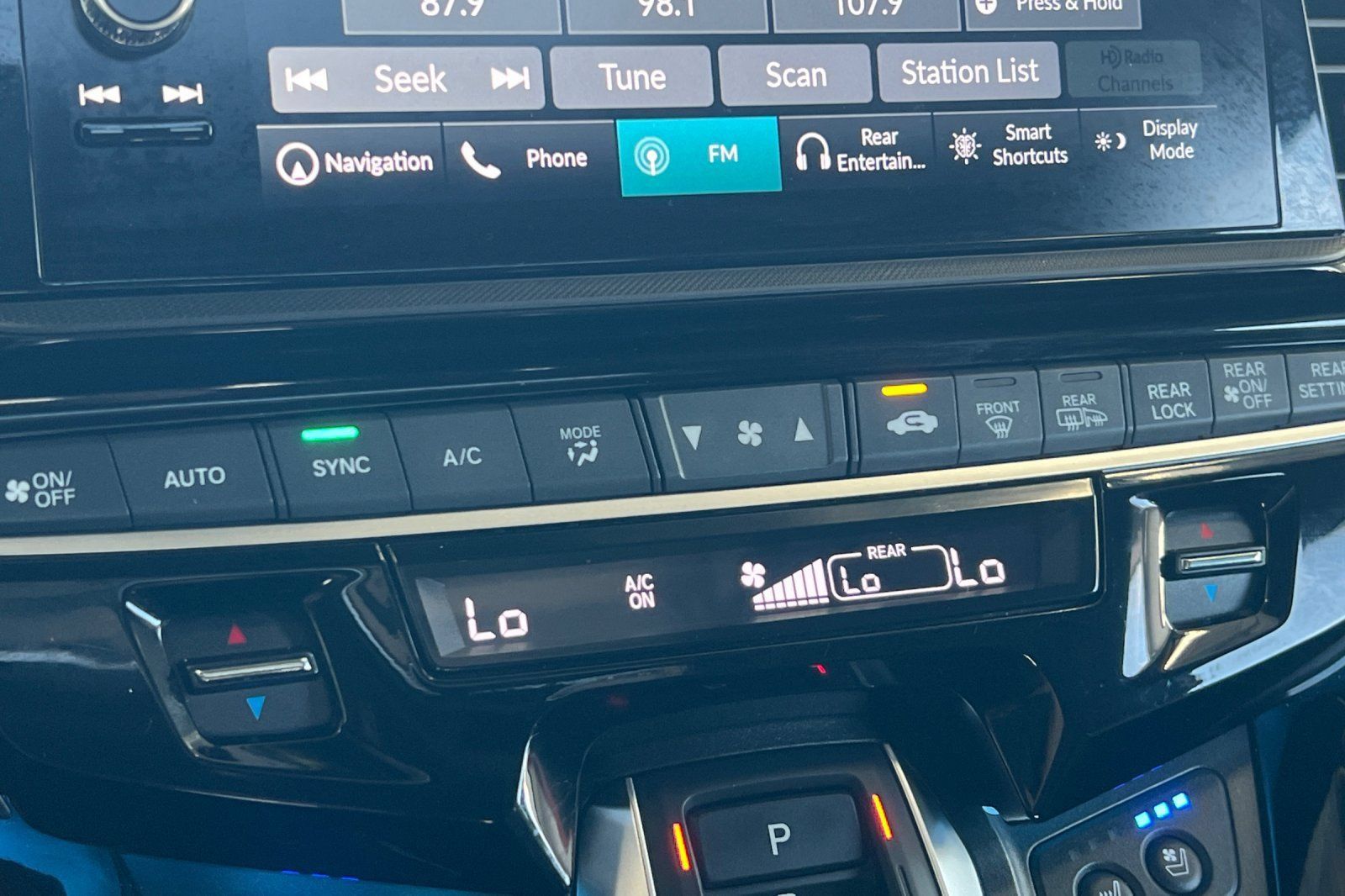 Used 2025 Honda Odyssey Elite image 19
