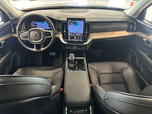 Used 2025 Volvo XC90 B6 Plus AWD/4WD image 15
