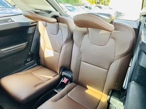 Used 2020 Volvo XC90 T6 Momentum image 15