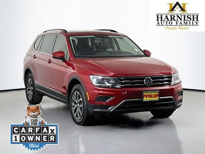Used 2020 Volkswagen Tiguan SE w/ Panoramic Sunroof Package