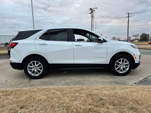 Used 2024 Chevrolet Equinox LT image 8