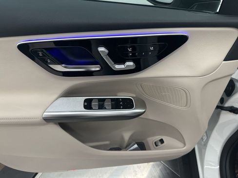 New 2026 Mercedes-Benz GLC 300 image 11