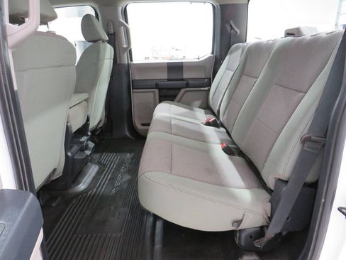 Used 2022 Ford F250 XL w/ Power Equipment Group AWD/4WD image 9
