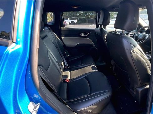 Used 2025 Jeep Compass Limited AWD/4WD image 25