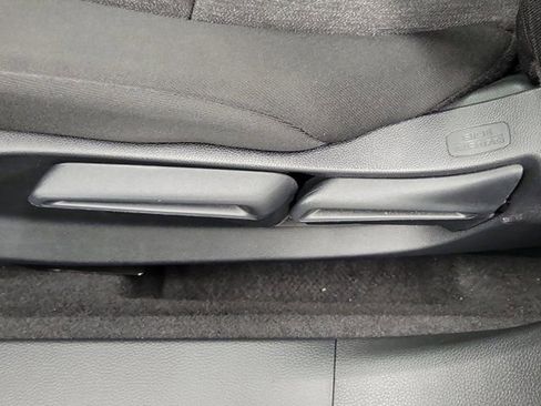 Certified 2025 Honda Accord LX image 23