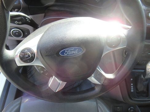 Used 2019 Ford Transit Connect XL image 17