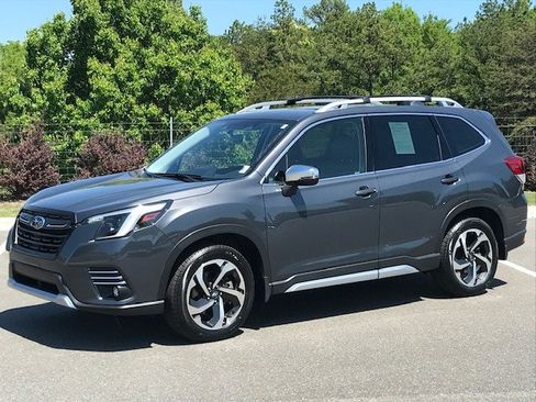 Certified 2023 Subaru Forester Touring AWD/4WD image 1