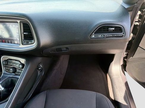 Used 2017 Dodge Challenger R/T Scat Pack RWD image 17