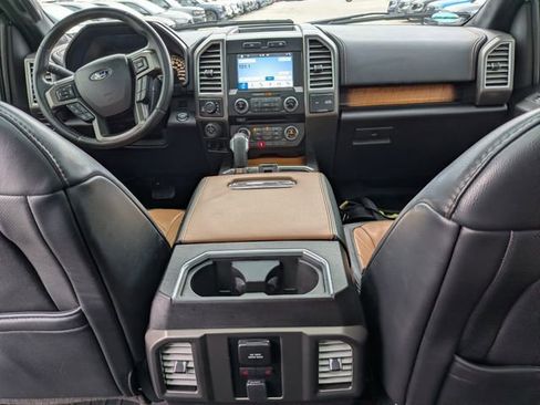 Used 2016 Ford F150 Limited w/ Trailer Tow Package image 28