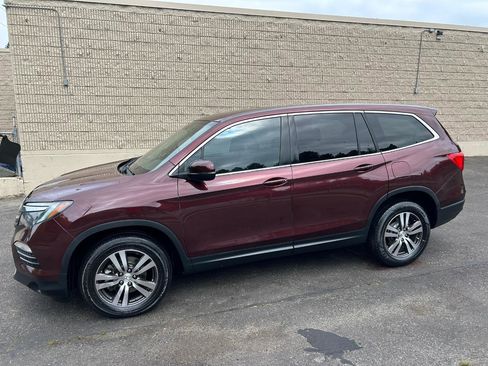 Used 2017 Honda Pilot EX-L image 8