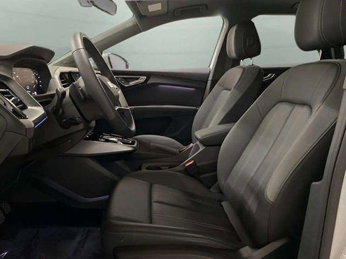 Used 2024 Audi Q4 e-tron Prestige image 68