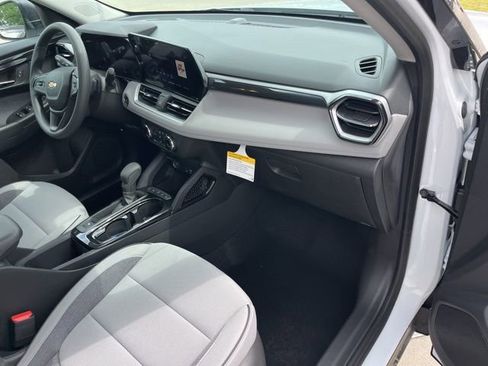 New 2026 Chevrolet TrailBlazer LS FWD image 29
