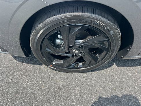 New 2026 Hyundai Elantra SEL Sport Premium FWD image 15