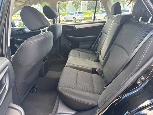 Used 2018 Subaru Outback 2.5i AWD/4WD image 9