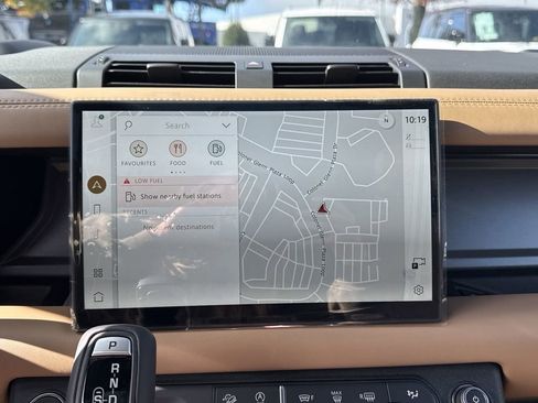 New 2025 Land Rover Defender 90 V8 image 28