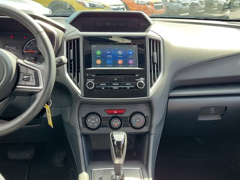 Used 2019 Subaru Crosstrek 2.0i Premium w/ Moonroof Package AWD/4WD image 19