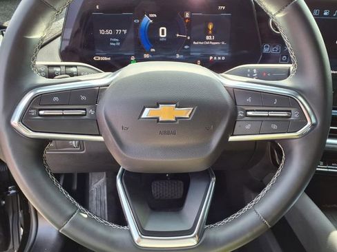 Used 2025 Chevrolet Equinox EV LT w/ Convenience Package FWD image 10