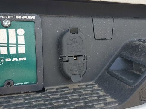 New 2026 RAM 1500 Laramie image 9