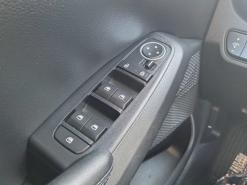 Used 2022 Kia Seltos S FWD image 36