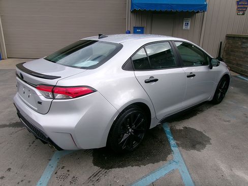 Used 2022 Toyota Corolla SE image 7