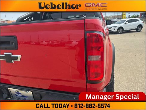 Used 2018 Chevrolet Colorado ZR2 AWD/4WD image 8
