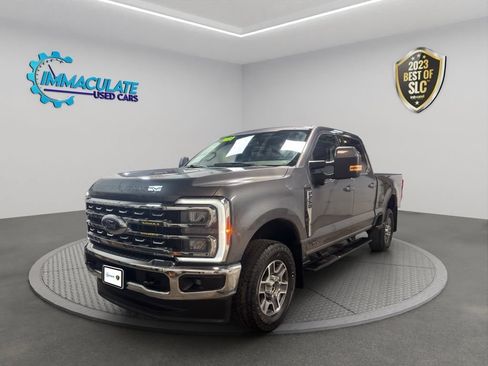 Used 2023 Ford F250 Lariat w/ FX4 Off-Road Package AWD/4WD image 1