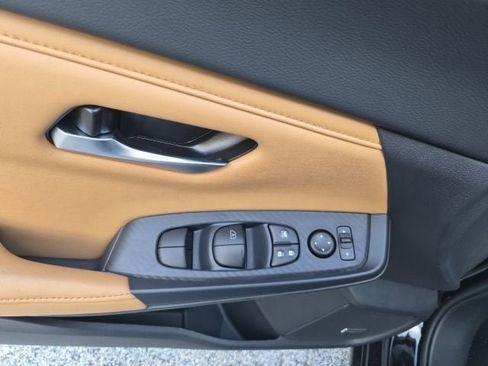 New 2025 Nissan Sentra SV w/ SV Premium Package image 18