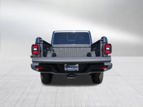 New 2025 Jeep Gladiator Sport image 4