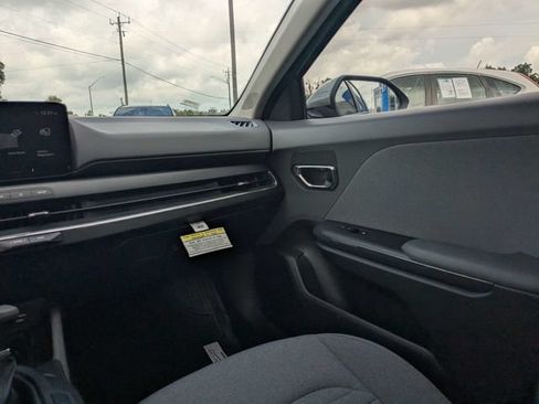 Used 2025 Kia K4 EX FWD image 15