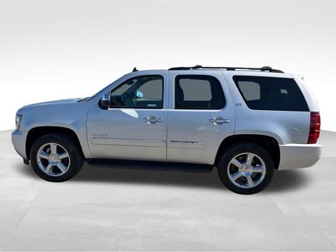 Used 2012 Chevrolet Tahoe LTZ AWD/4WD image 4