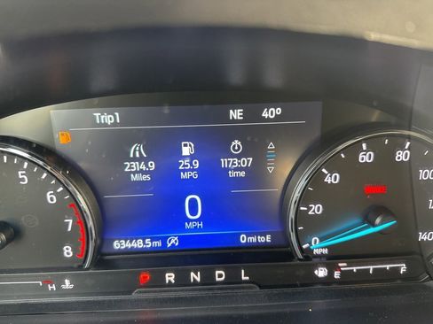 Used 2022 Ford Explorer XLT image 35