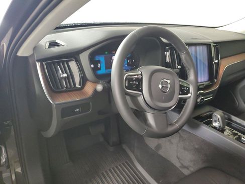 Used 2024 Volvo XC60 B5 Plus w/ Protection Package Premier AWD/4WD image 24