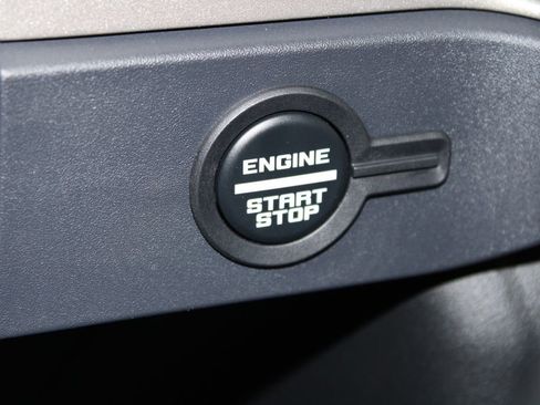 New 2025 Ford Bronco Outer Banks image 38